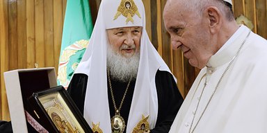 Неожиданно они встретились. Чего ждать Украине от встречи Папы Римского и Патриарха Московского