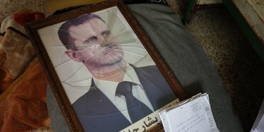 Падение режима Башара Асада: что происходит в Сирии после того, как президент сбежал из страны (видео)