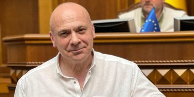 Экстренно госпитализировали: нардеп от "Слуги народа" Копыленко попал в ДТП, — СМИ