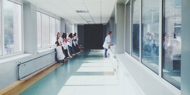 Як діятимуть платні медпослуги з 1 січня: в МОЗ прокоментували зміни