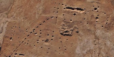 Нашли на севере Франции: археологи раскопали большое 3000-летнее поселение (видео)