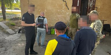 Маскарад для цивільних і 30 тонн "надлишків": військові вигадали схему на 15 років в'язниці