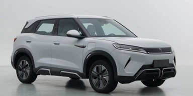 Новий бюджетний електрокросовер BYD за $14 000 показали на перших фото