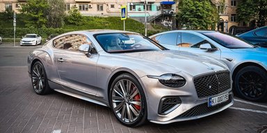 Самый мощный в истории: в Киеве засветился 780-сильный Bentley за $400 000 (фото)