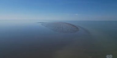 Посеред Каспійського моря несподівано з'явився острів, про який ніхто не знав: звідки він узявся