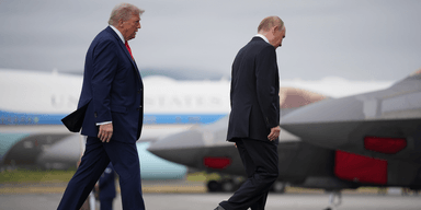 Черный лебедь из Белого дома: каким образом Трамп может усадить Путина за переговорный стол с Зеленским