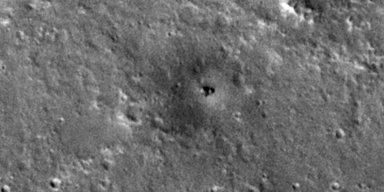 Спутник NASA нашел на поверхности Марса мертвого робота (фото)