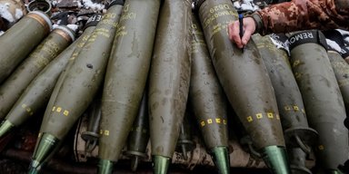 В следующем году поставки ЕС боеприпасов Украине достигнут показателя в миллион единиц, — СМИ