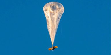 США протестували висотний розвідувальний аеростат в Арктиці: що відомо про новинку