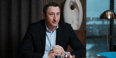 Украина готова предоставлять беженцам работу с бронированием, — Чернышов