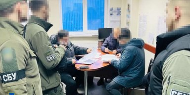 Виробника аптечок для військових обшукала СБУ: в чому його підозрюють (фото)