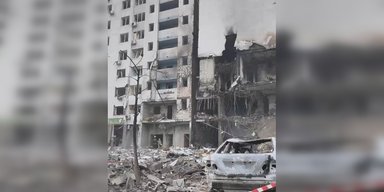 Удар по столице: киевляне рассказали, как спасали людей из-под завалов (видео)