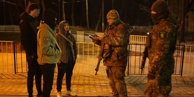 Кабмин усилит ответственность за нарушение комендантского часа: СМИ назвали размеры штрафов