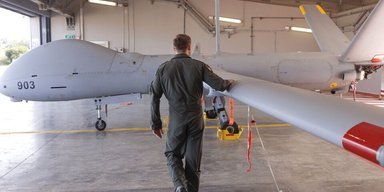Уб'є водія, а пасажир виживе: Ізраїль розробив надточний дрон Hermes 900 (фото, відео)