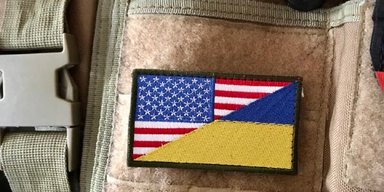 Военные ВСУ из-за действий Трампа массово снимают шевроны, которые носили в знак благодарности США, — Independent