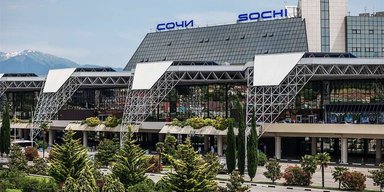 Збій в авіації: аеропорт Сочі виявився заручником атаки на нафтобазу, — росЗМІ