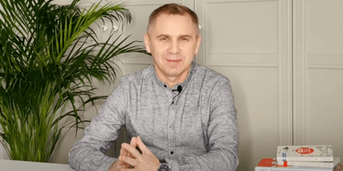Филолог рассказал, когда употреблять слово "манівці" (видео)