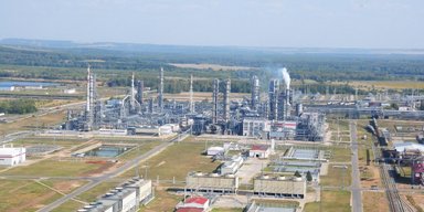 Нанесен серьезный ущерб: в РФ проблемы с переработкой нефти из-за украинских дронов, — СМИ