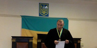 Суддю з Одещини, який покусав поліцейських,  на три місяці позбавили доплат: подробиці