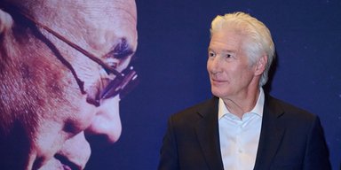 "Обирати цю людину президентом було божевіллям": Річард Гір звинуватив Трампа у знищенні США