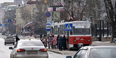 Жители с мая не видели денег: на Донбассе растет задолженность по зарплате, — ЦНС