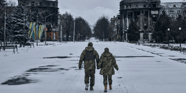 "Ми вже вдома": військові, чиї серця об'єднала війна, поділились історією свого кохання
