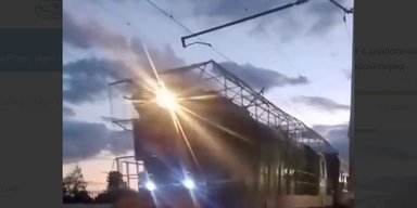 Ноу-хау от "Укрзализныци": на колиях появились локомотивы с антидроновой защитой (видео)