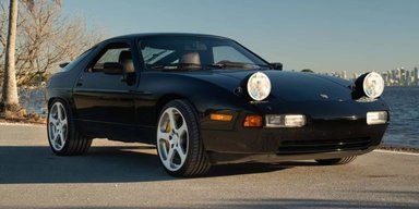 Создали для СЕО Samsung: с молотка уйдет уникальный Porsche 80-х в новом состоянии (фото)