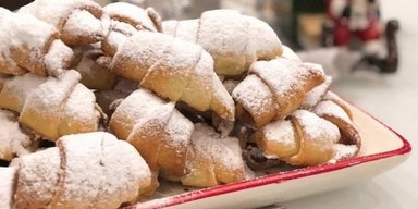 Рогалики с яблоками: рецепт нежной выпечки