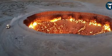 Піднесли сірник і підпалили землю: 53 роки потому "Ворота пекла" на планеті все ще палають (відео)