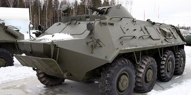 Застарілі, але вкрай важливі: як радянські БТР від Болгарії допоможуть знищувати ЗС РФ