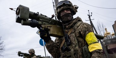 Виплати військовим: чому їх можуть не платити та скільки можна отримати