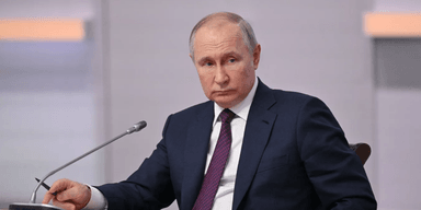 "Защита" Донбасса и Белгорода, выход из "зерновой сделки": главное из беседы Путина с военкорами