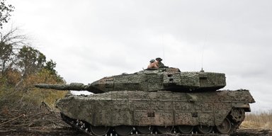 Leopard ждет добычу: 21 бригада показала шведские танки на вооружении (фото)