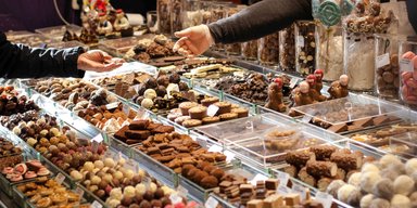 Не от сладкой жизни. Почему украинцы стали есть меньше шоколада