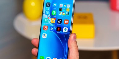 Сколько работает смартфон с батареей 10 001 мАч: результат поразил экспертов (фото)