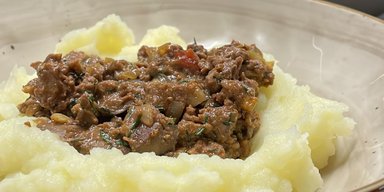 Новый вкус: рецепт куриной печени в томатном соусе