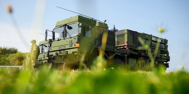 Новые системы ПВО IRIS-T и 2000 ракет: СМИ узнали "тайный запрос" от ВСУ для Германии