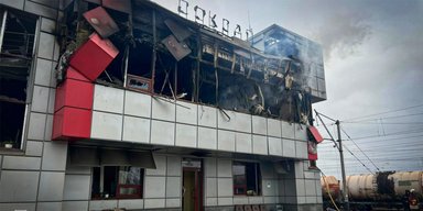 Вокзал в Фастове разрушен: "Укрзализныця" восстанавливает движение и меняет маршруты (видео)