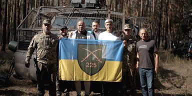 225-й ОШП держит одно из самых тяжелых направлений фронта: БФ "Надежда" и Валерий Дубиль усиливают полк Олега Ширяева