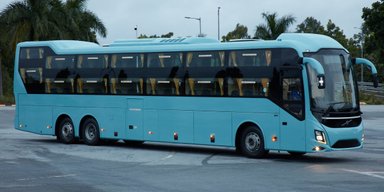 Злодій викрав автобус і розвозив пасажирів: у поліції в захваті від його "майстерності"