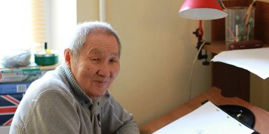 Помер народний художник України Радна Сахалтуєв: автор "Лікар Айболить" і "Пригоди капітана Врунгеля"
