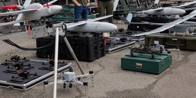 Гарантія від "снарядного голоду": на складах ЗСУ потрібно 30 млн дронів, 20% оптоволоконних, — DroneUA (відео)