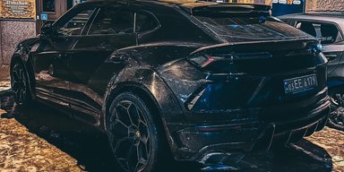 В Україні з'явився потужний кросовер Lamborghini з яскравим тюнінгом (фото)