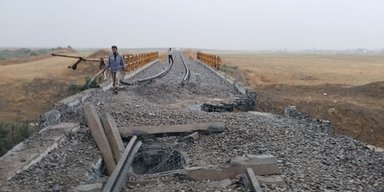 США завдали удару по мосту в Ірані, який з'єднує країну з РФ та Китаєм