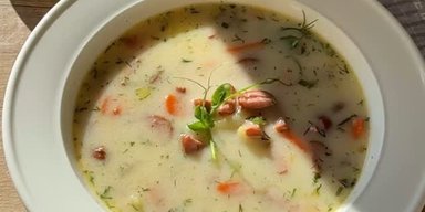 Идеальный ужин: рецепт сливочного супа с колбасками