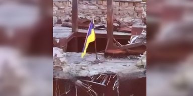 "Окупанти відступають з позицій": ЗСУ підняли прапор України на Кінбурнській косі (відео)
