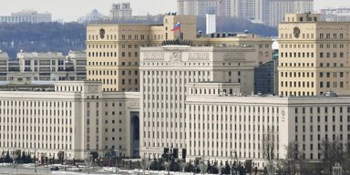 Стежила за Міноборони РФ: у Москві випадково знайшли приховану камеру на горищі