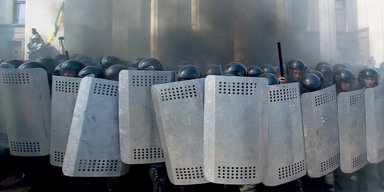 Кровь Конституции. Пойдет ли конституционная реформа на пользу Украине