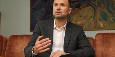 Онлайн и офлайн. Глава министерства образования Шкарлет – о работе школ в эпоху пандемии